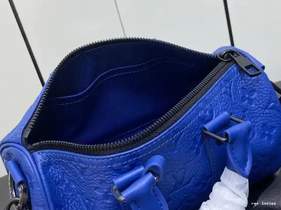 Cheap LOUIS VUITTON BANDOULIÈRE KEEPALL 25 0528
